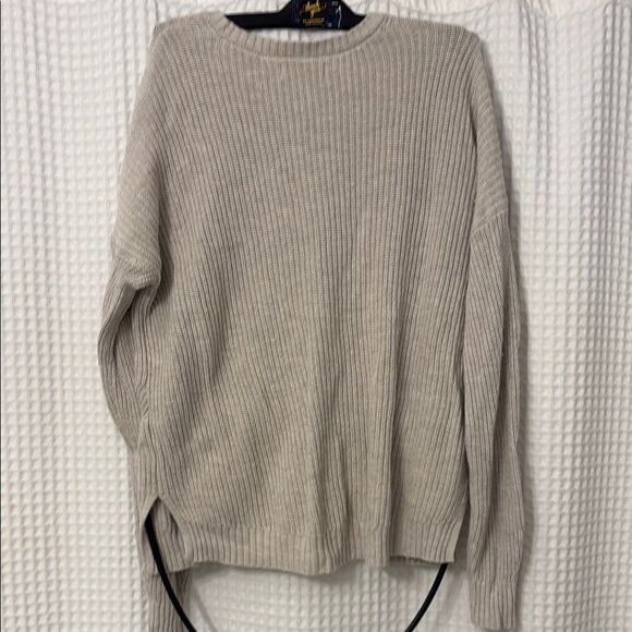 Hollister Cream Crew Neck Sweater with Relaxed Fit Size M - Picture 5 of 5